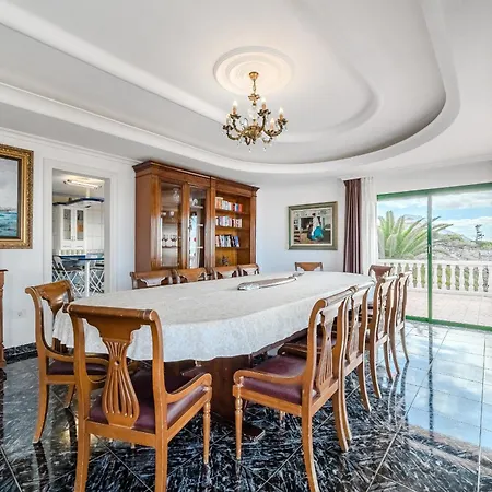 Authentic Canarian With Pool And Ocean Views Βίλα Los Menores