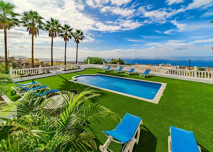 Authentic Canarian With Pool And Ocean Views Villa Los Menores